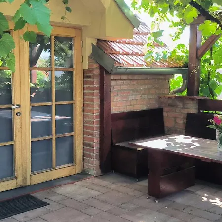 Trojan Lägenhet Hrusky (Breclav)