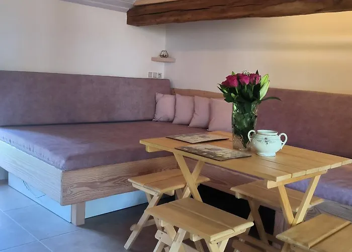 Trojan Apartment *
